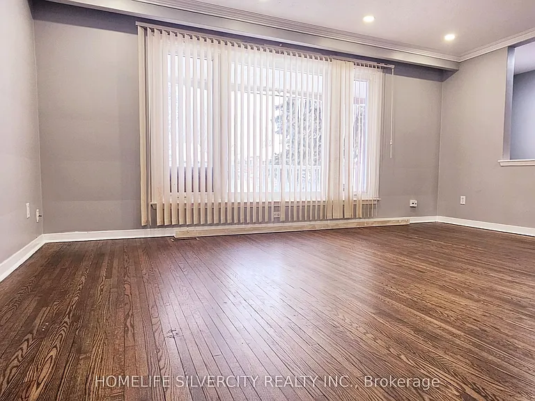 31 Windermere Ct #UPPER — Photo 6