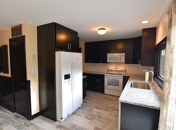 4th image of 5513 Court P #5513