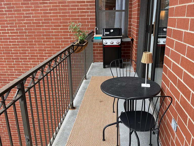 3125 W Fullerton Ave #419 — Photo 22