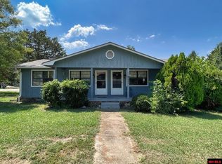 306 S 8th St, Flippin, AR 72634