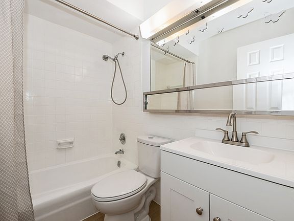 5th image of 5358 N Cumberland Ave APT 303