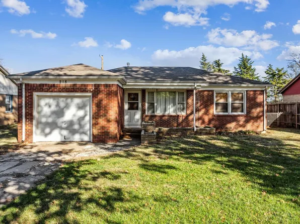 218 Alexander Dr, Haysville, KS 67060