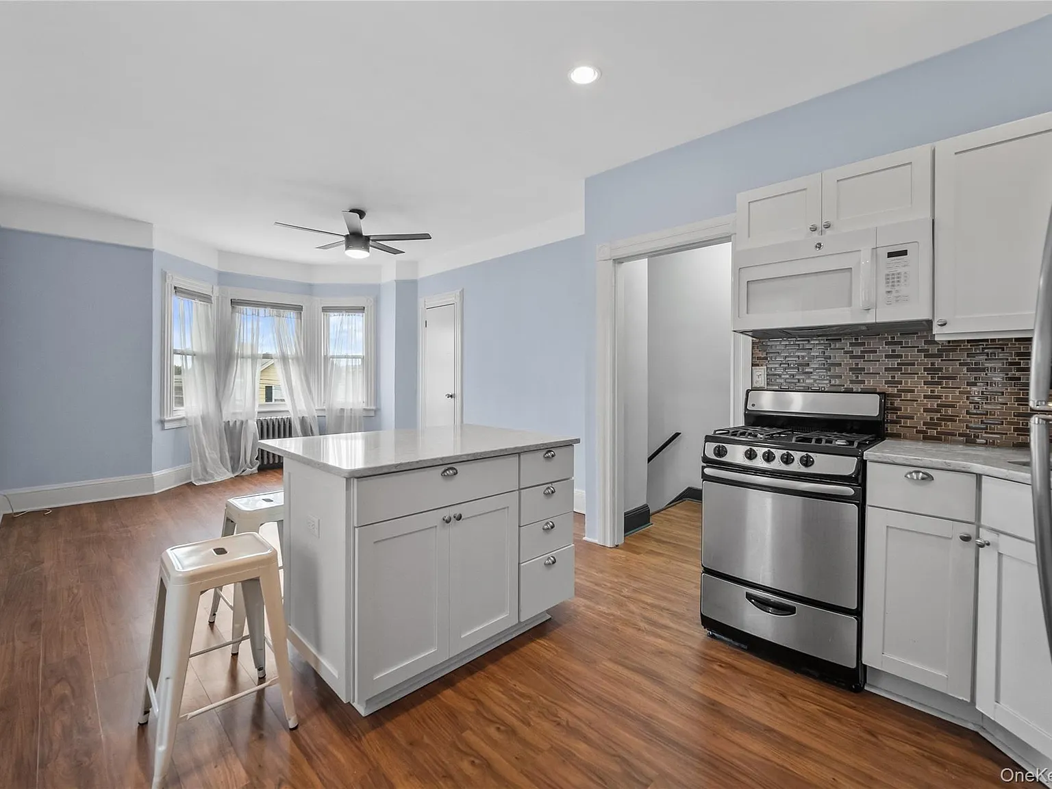 1 bed, 1.0 bath, 800 sqft, $2,600 — Photo 3