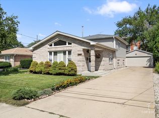 9770 Ivanhoe Ave, Schiller Park, IL 60176