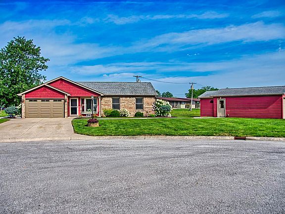2nd image of 429 Linnwood Dr