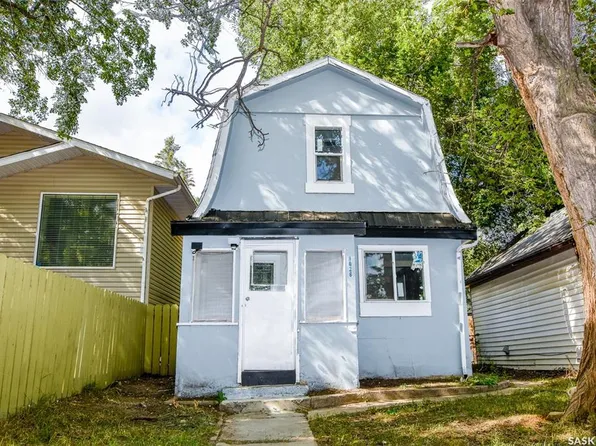 1626 19th STREET W, Saskatoon, SK S7M 1C6