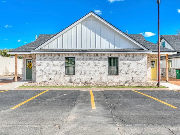 2303 W Beauregard Ave #B — Photo 14