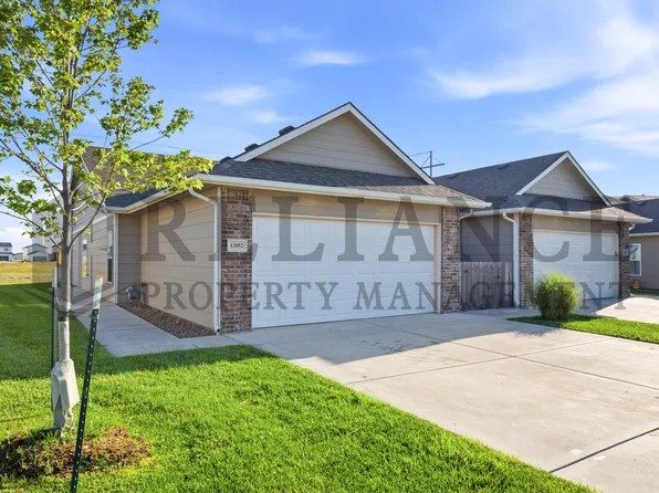 12052 W 33rd St N, Wichita, KS 67205