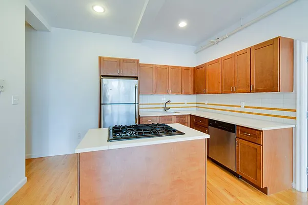 Rented by MNS Marketing | media 3