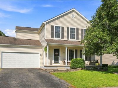 8599 Smokey Hollow Dr, Lewis Center, OH, 43035