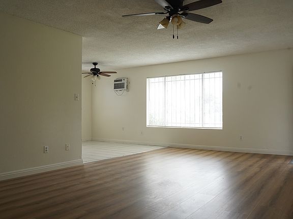 3rd image of 12149 Alondra Blvd