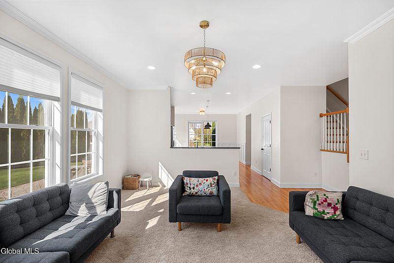 4th image of 43 Chester Drive
