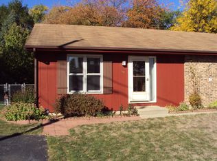 505 Woodland Ave, Wauconda, IL 60084