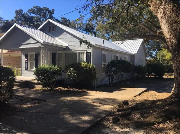 423 Devon St, Mobile, AL 36617