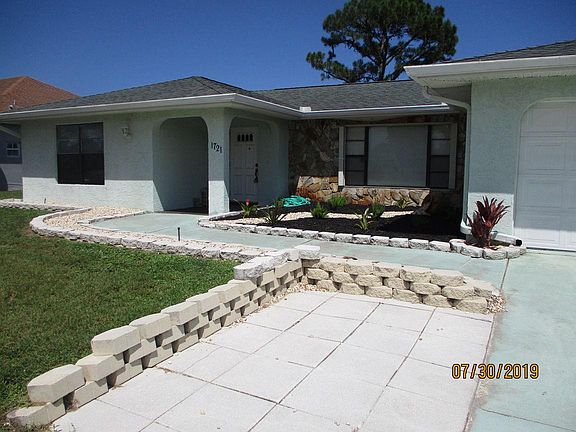 4th image of 1721 SE Fairfield St