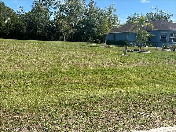 4th image of 25141 Doredo Dr