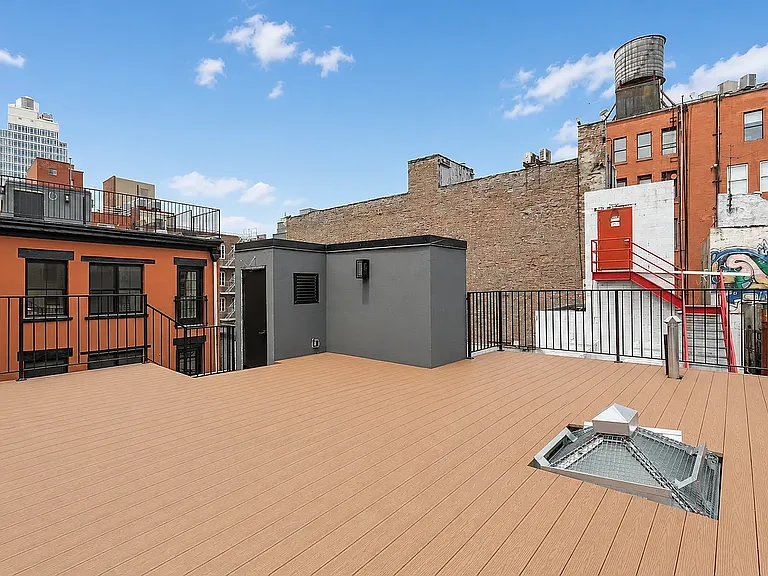 140 Mulberry St #3A — Photo 7