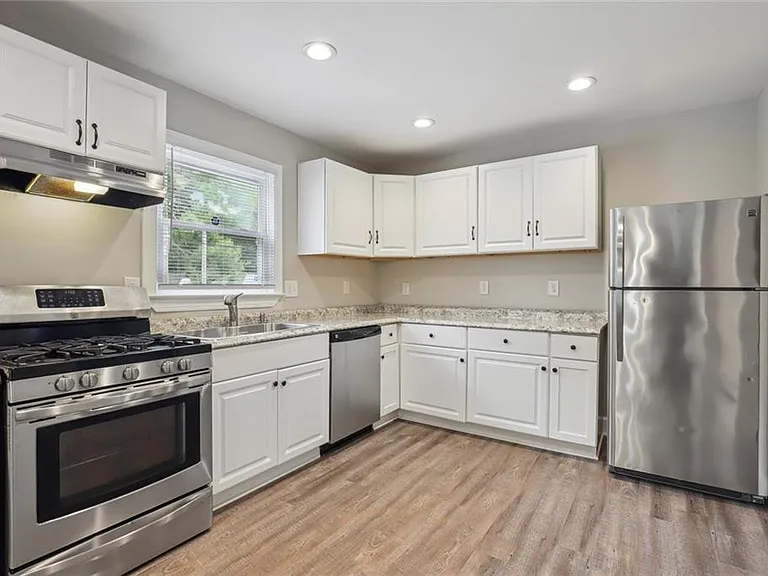 1641 Sandtown Rd SW — Photo 12
