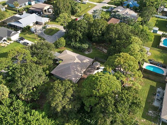 3rd image of 5501 BIRCH Drive
