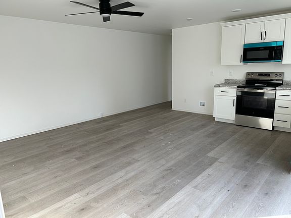 Living/dining space