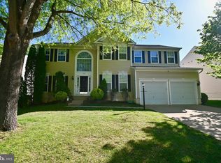 6382 Colonial Village Loop, Manassas, VA 20112