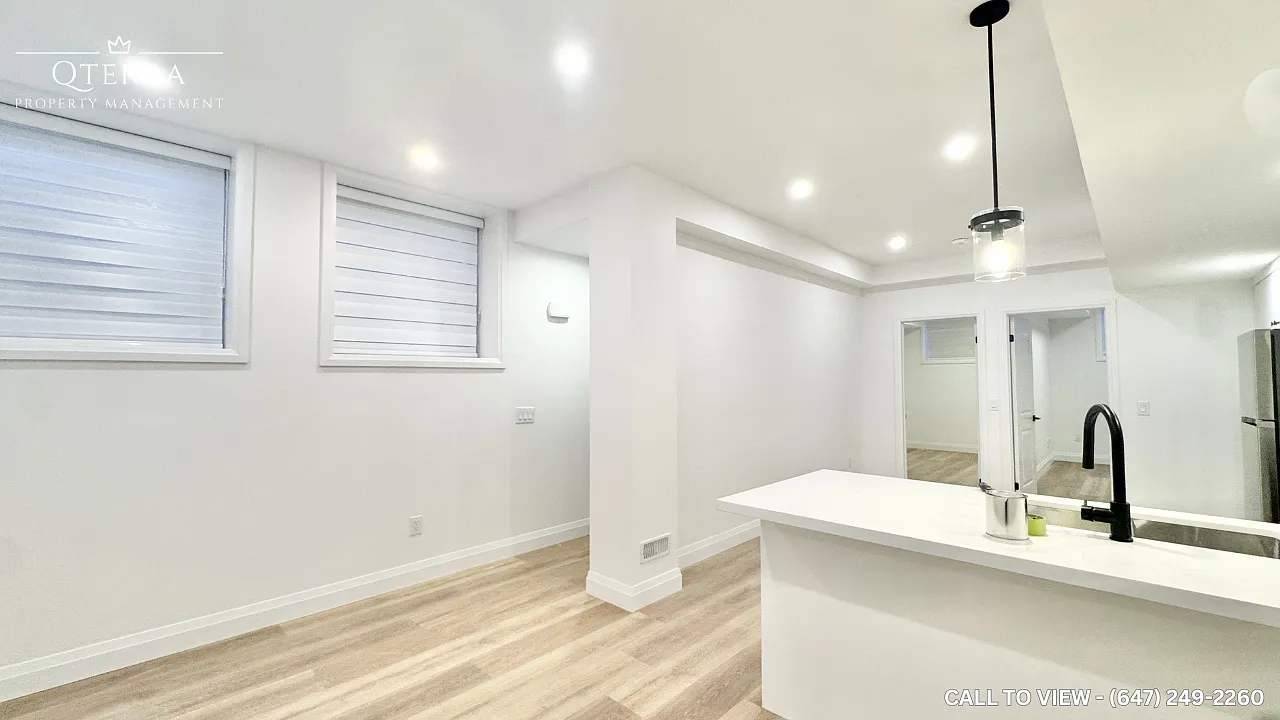 2 bed, 900 sqft, $1,999 — Photo 3