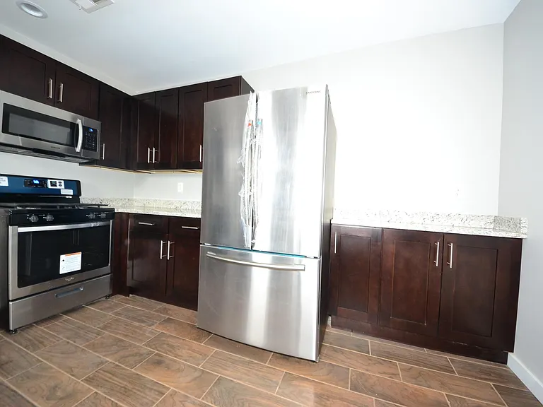 3324 S Halsted St #3 — Photo 11