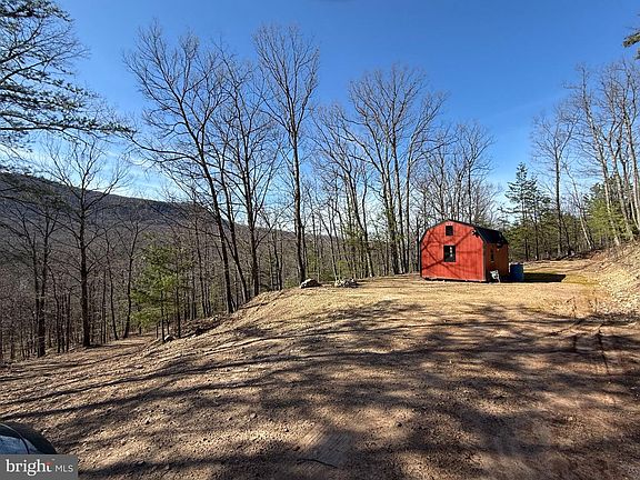 2nd image of Advent Dr