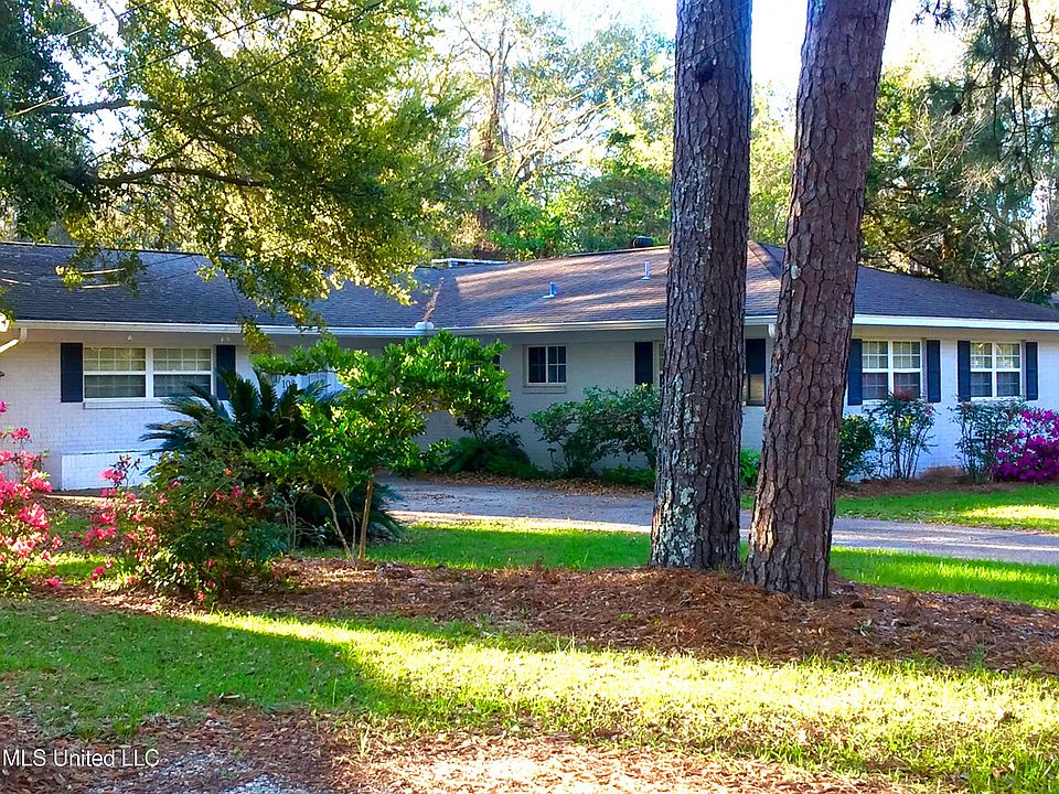 108 Pine Dr, Ocean Springs, MS 39564 Zillow
