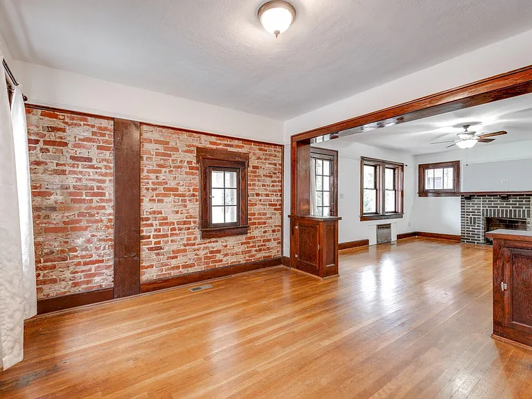 710 Forest Ave #1 — Photo 32