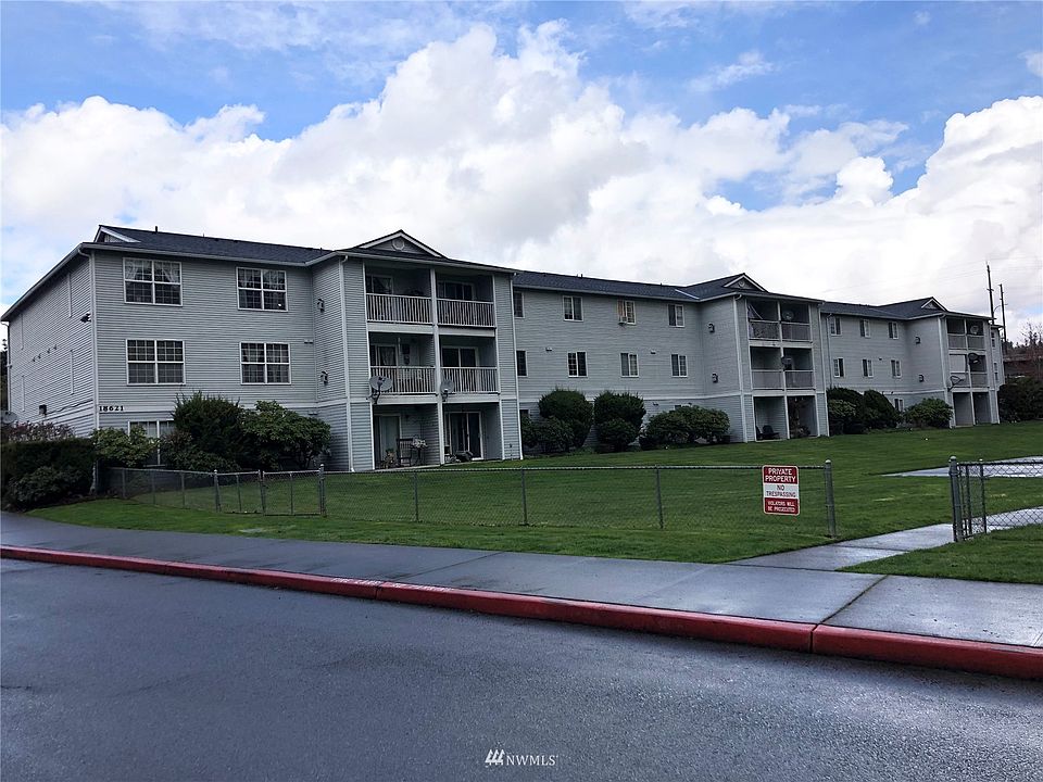 1st image of 18621 Blueberry Lane SE #B202