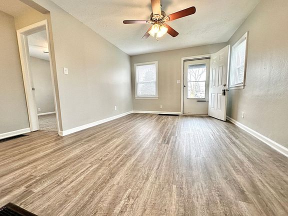 3rd image of 1001 Highridge Ave