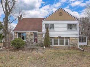 10217 E 53rd St, Raytown, MO 64133