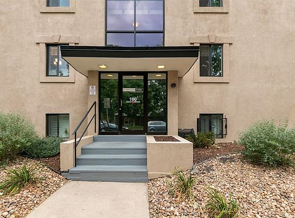 4th image of 100 S Clarkson St APT 301