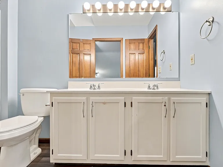6032 Sawmill Woods Dr — Photo 21