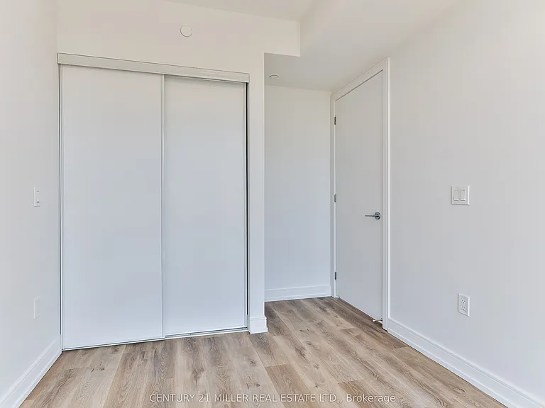1 Jarvis St #1309 — Photo 25