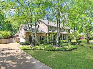 606 Pinecrest Dr, Madison, MS 39110