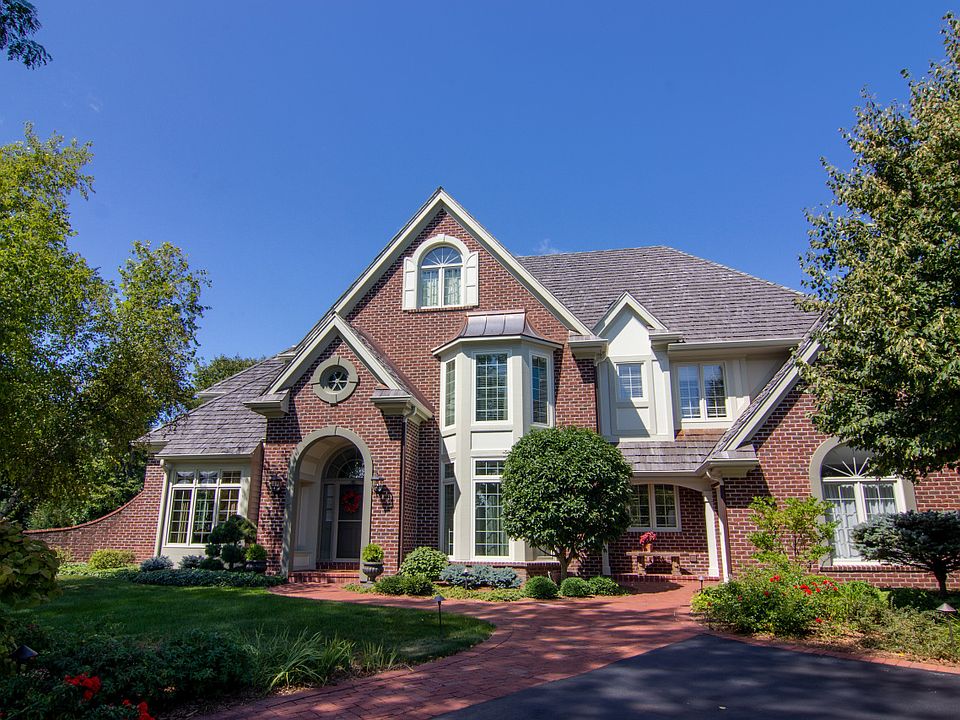1st image of 10413 N Birch Ct