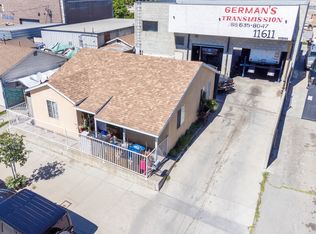 11613 Tuxford St, Sun Valley, CA 91352