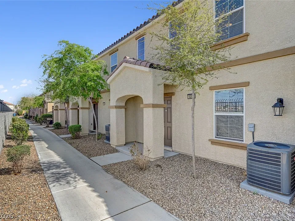 621 Palm Wash Ln