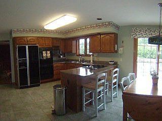 4th image of 202 Jacobs Ct