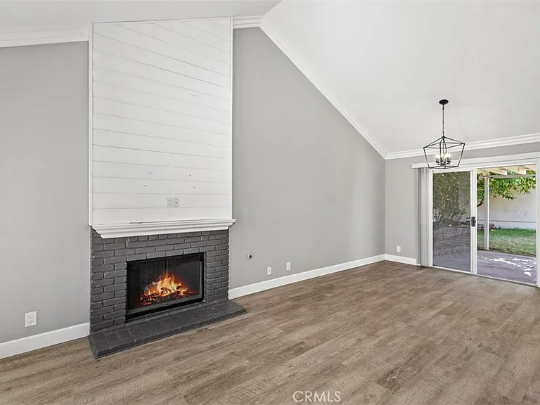 28045 Blandings — Photo 6