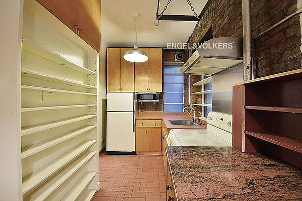 Sold by Engel & Völkers New York City | media 5