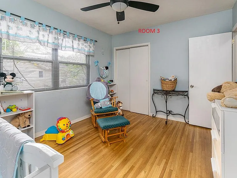 11 S University Cir — Photo 15