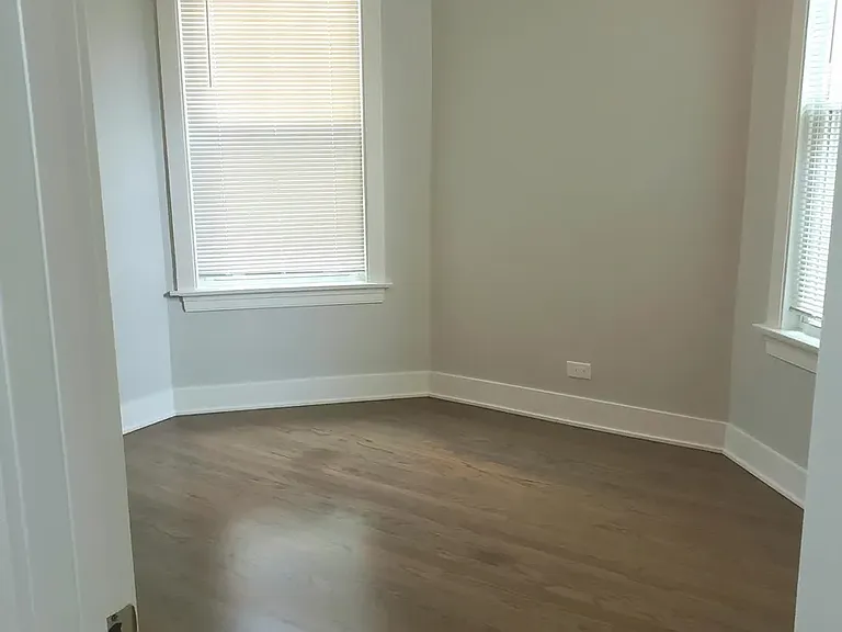 4135 N Francisco Ave #1 — Photo 10