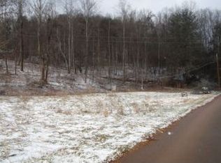 275 Little Stoney Creek Rd, Elizabethton, TN 37643