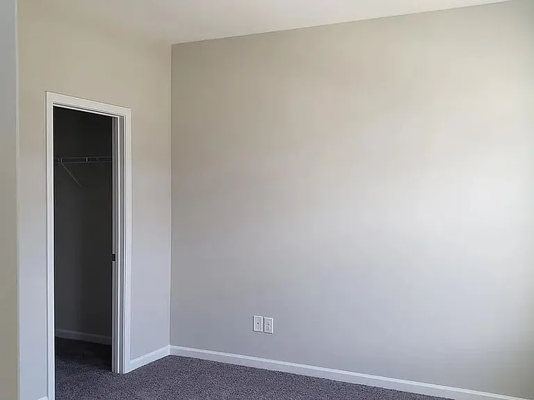 1245 Whitby Moore St — Photo 5