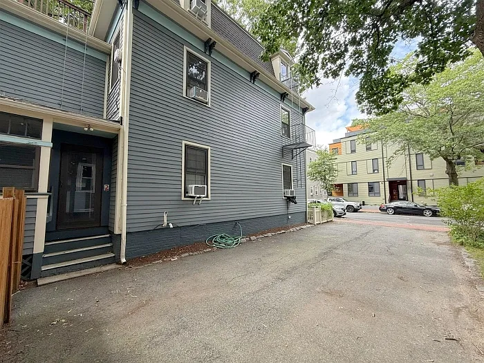 218 Harvard St #3 — Photo 20