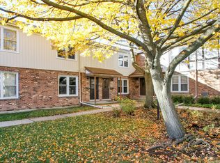 1732 Pickwick Ln UNIT 1732, Glenview, IL 60026