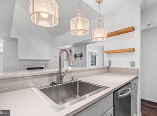 4100 Monument Ct #4100J, Fairfax, VA 22033
